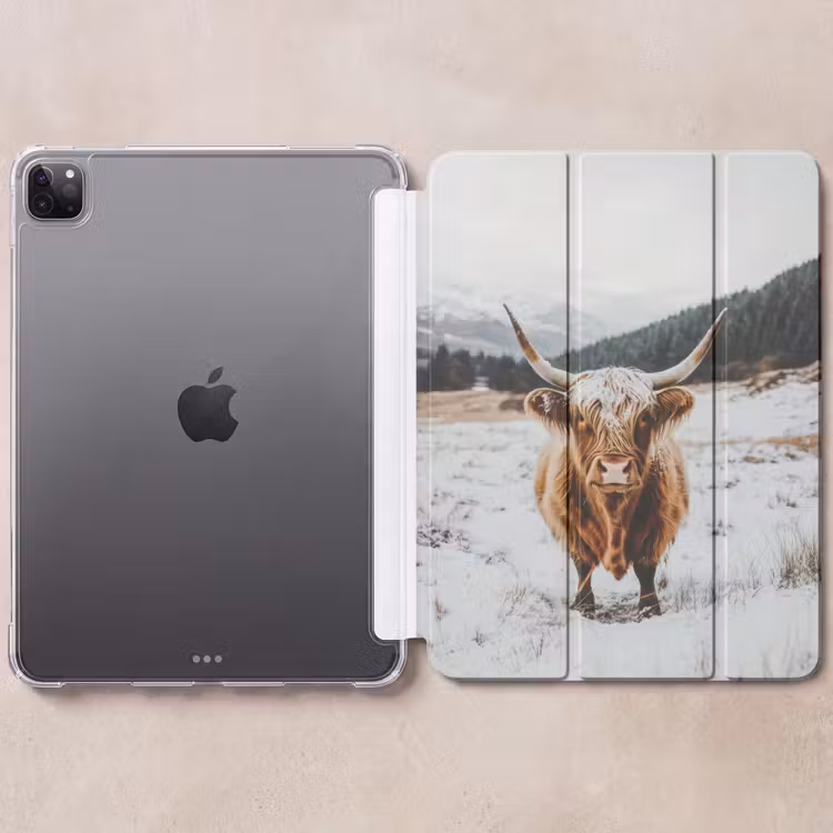 iPad-Hülle - Schottische Highlander - Landschaft - Schnee - Berge - Winter — 6