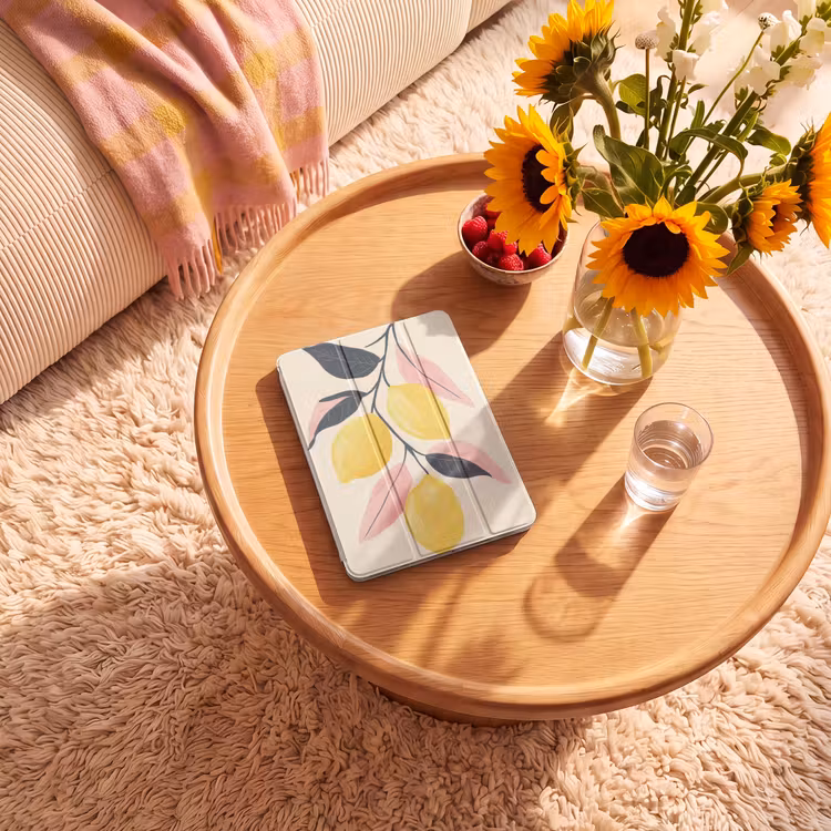 iPad-Hülle - Zitronen - Leuchtend gelb - Zweig - Blätter — 2