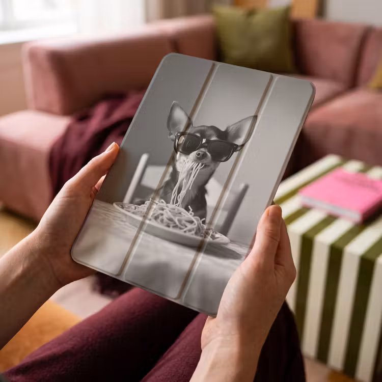 iPad-Hülle - Chihuahua - Hund - Sonnenbrille - Humorvoll - Schwarz - Weiß - Spaghetti — 4