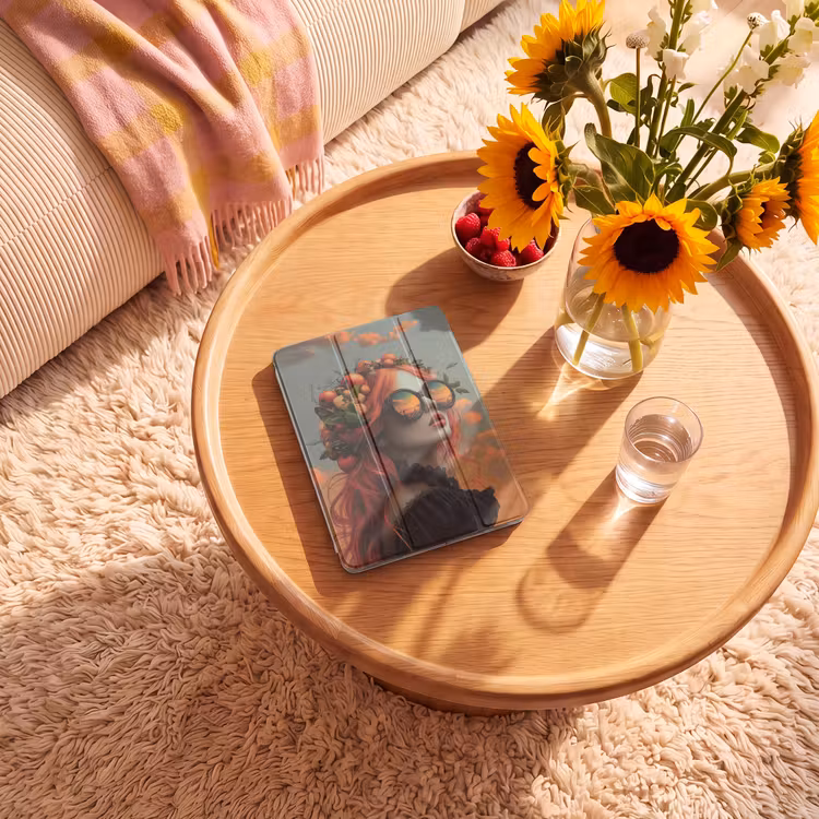 iPad-Hülle - Frau - Krone - Tomate - Bascilicum - Sonnenbrille — 2
