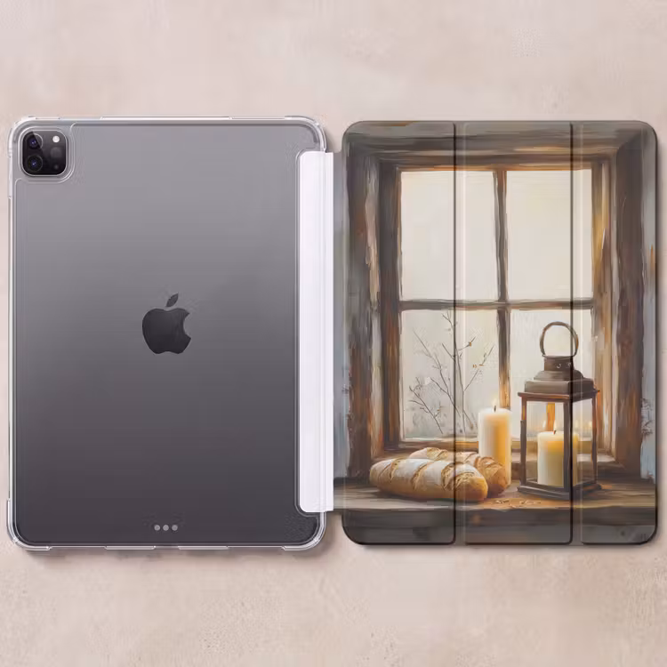 iPad-Hülle - Stilleben - Rustikal - Kerzen - Brote - Fenster — 6