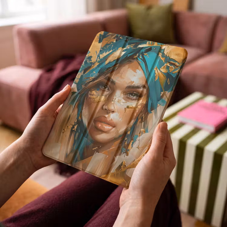 iPad-Hülle - Frau - Porträt - Gold - Luxus - Blau — 4