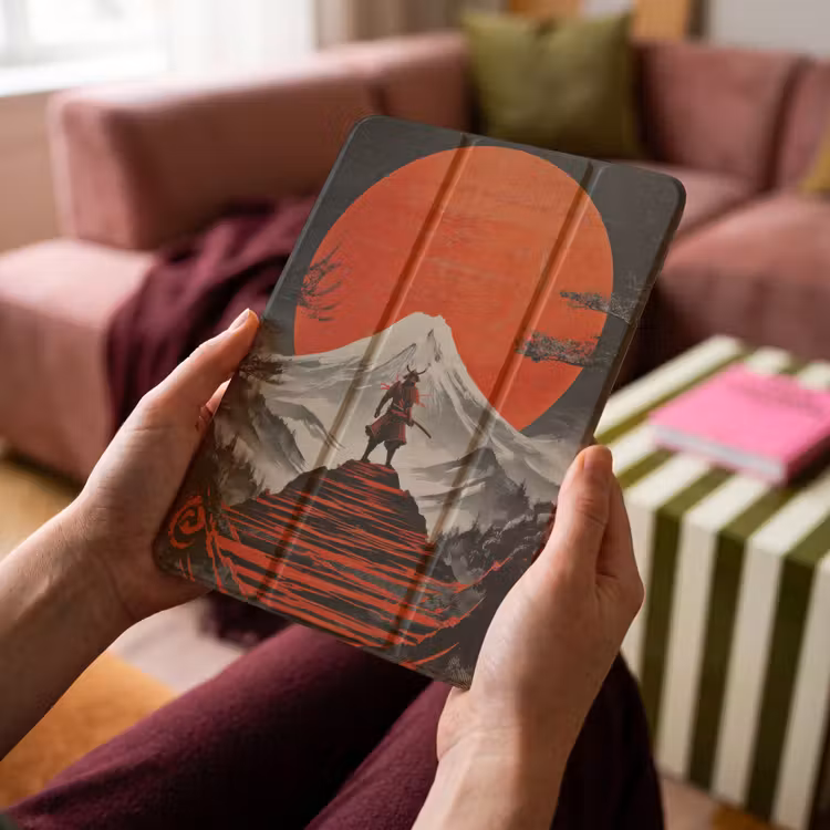 iPad-Hülle - Krieger - Rote Stufen - Sonne - Berg — 4