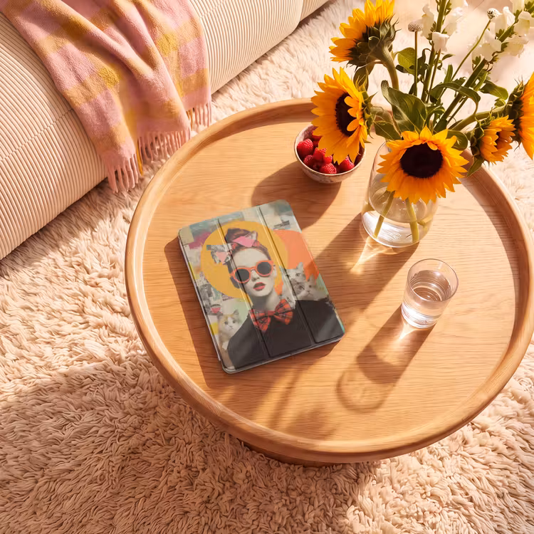 iPad-Hülle - Frau - Brille - Fliege - Retro — 2
