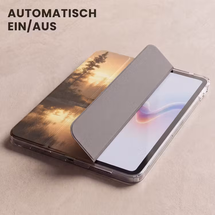 iPad-Hülle - Bär - Wasser - Wald - Morgenlicht — 5