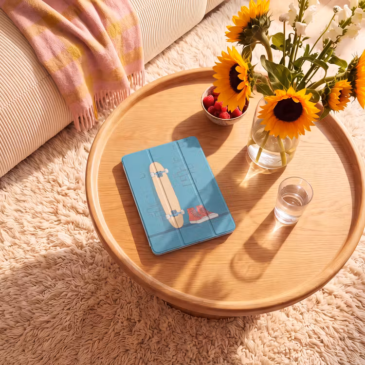 iPad-Hülle - Skateboard - Gymnastikschuhe - Rot - Minimalistisch — 2