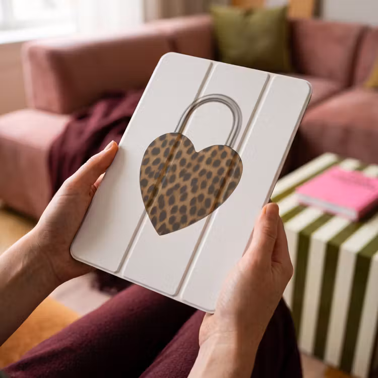 iPad-Hülle - Schloss - Herzform - Braun - Pantherdruck — 4