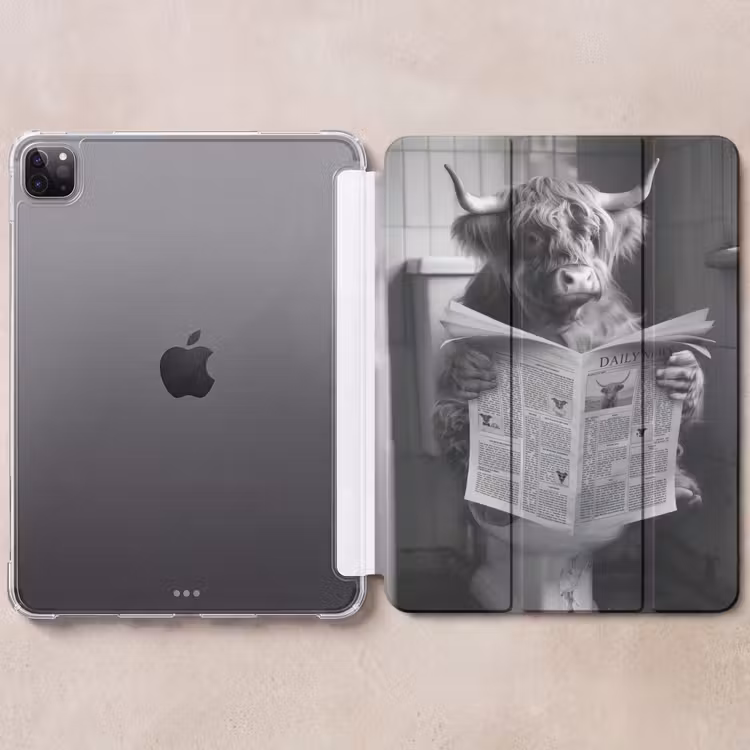 iPad-Hülle - Schottischer Highlander - Kuh - Zeitung - WC - Schwarz-Weiß — 6