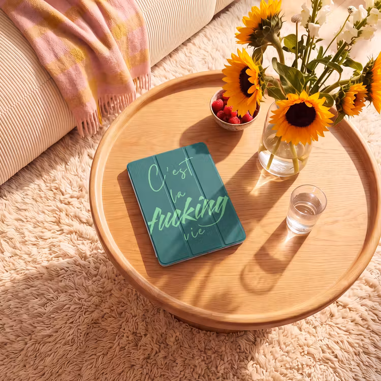 iPad-Hülle - c'est la fucking vie - Grün - Handschriftlich — 2