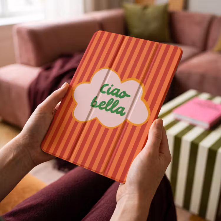 iPad-Hülle - Ciao bella - Text Wolke - Streifen - Orange — 4