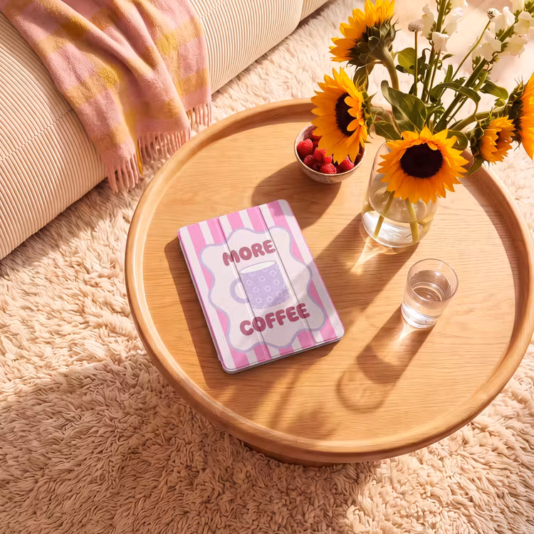 iPad-Hülle - Mehr Kaffee - Rosa - Lila - Streifen - Becher — 2