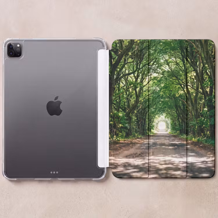 iPad-Hülle - Straße - Bäume - Natur - Grün — 6