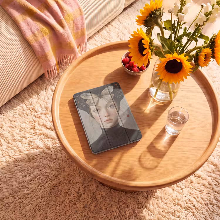 iPad-Hülle - Frau - Schmetterling - Kunst - Klassisch - Gedämpft — 2