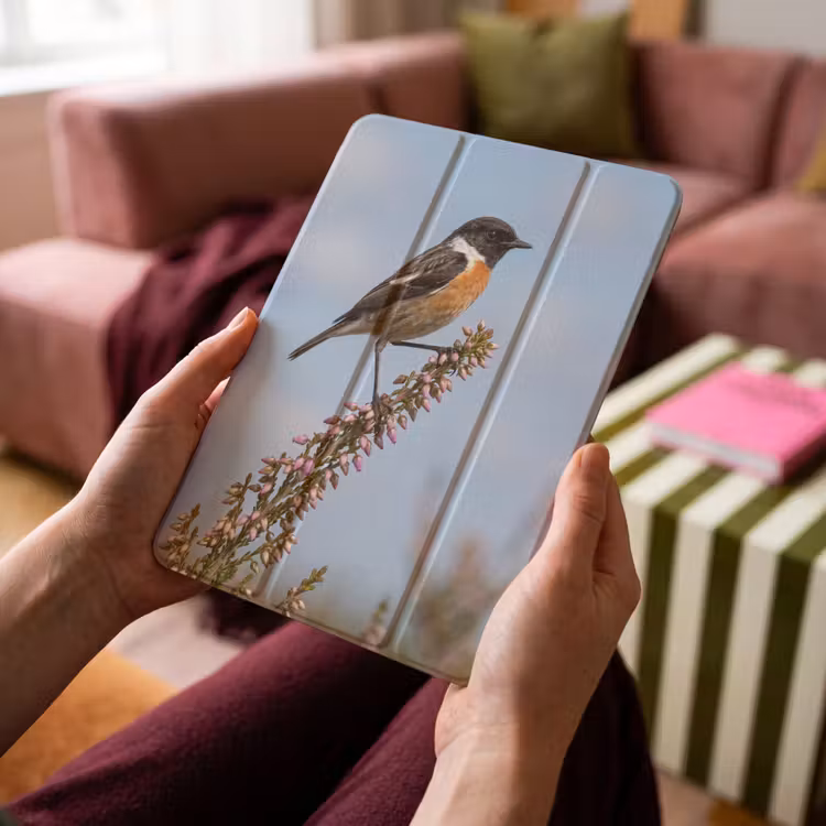 iPad-Hülle - Schwarzkehlchen - Heidekraut - Lila - Natur - Atmosphärisch — 4