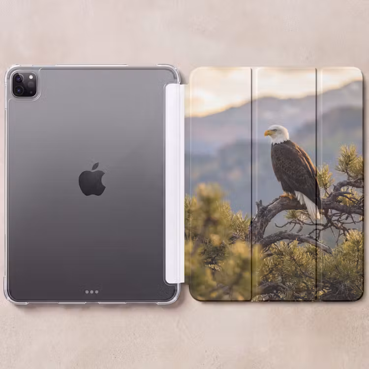 iPad-Hülle - Weißkopfseeadler - Baum - Berg - Grün — 6