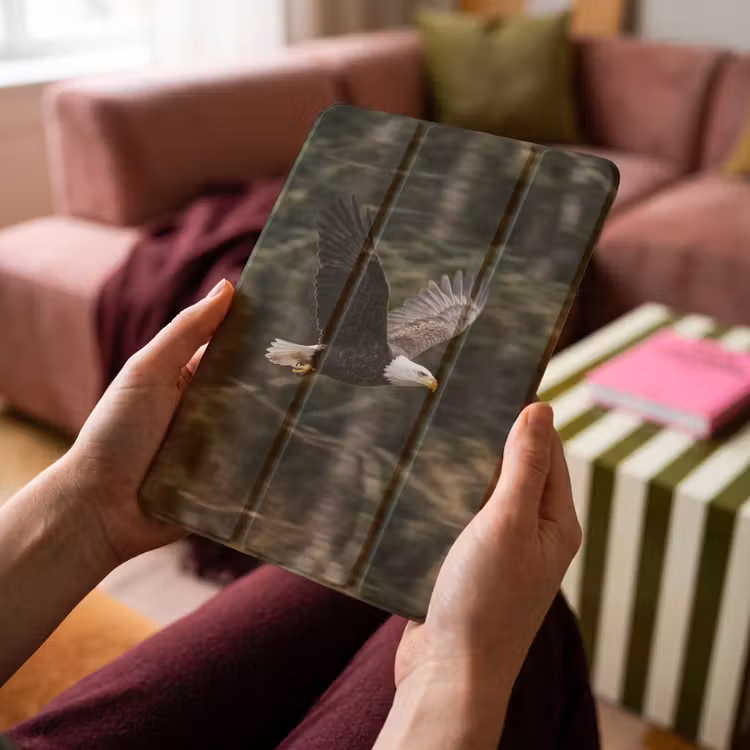iPad-Hülle - Weißkopfseeadler - Fliegen - Wald - Natur — 4