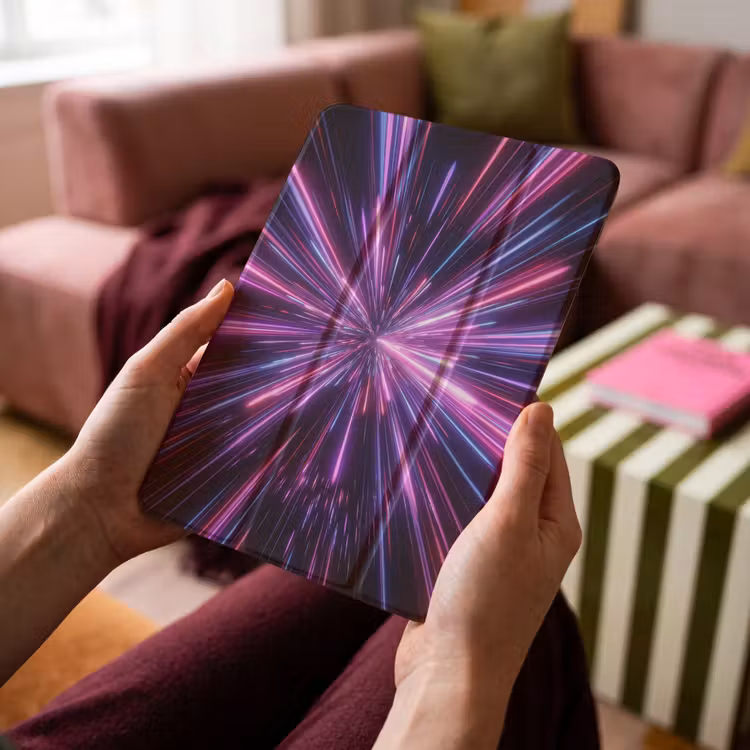 iPad-Hülle - Lichtgeschwindigkeit - Weltraum - Rosa - Violett — 4