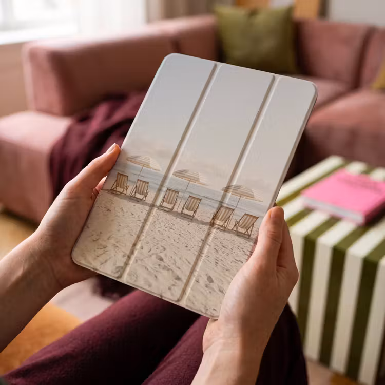 iPad-Hülle - Strand - Stühle - Sonnenschirm — 4