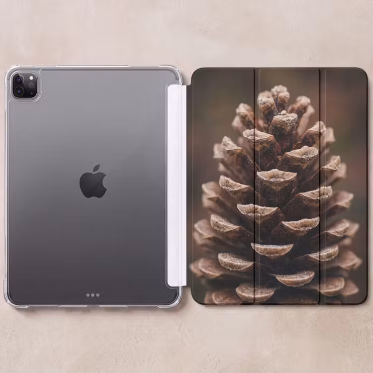 iPad-Hülle - Tannenzapfen - Wald - Herbst - Braun - Atmosphärisch — 6
