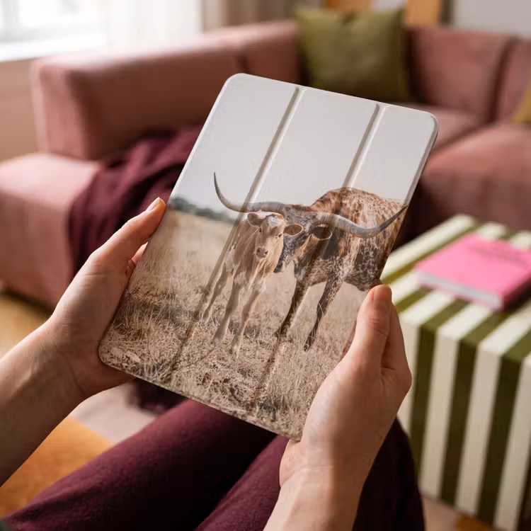 iPad-Hülle - Texas Longhorn - Kalb - Weide - Tiere — 4