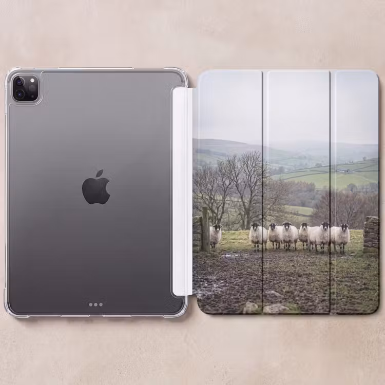 iPad-Hülle - Schafe - Reihe - Weide - Tiere - Landleben — 6