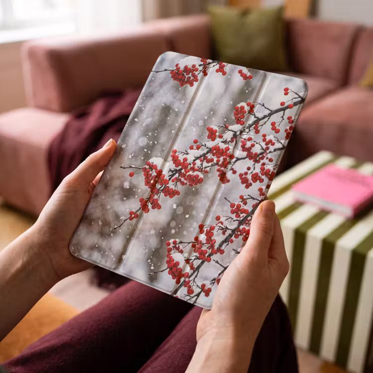 iPad-Hülle - Beeren - Äste - Schnee - Bunt — 4