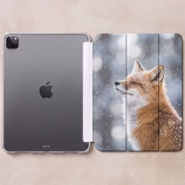 iPad-Hülle - Fuchs - Schneefall - Porträt - Winter - Atmosphärisch — 6
