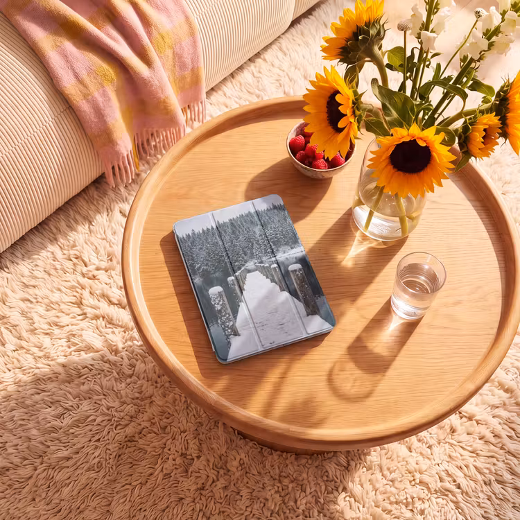 iPad-Hülle - Steg - See - Schnee - Berge - Ruhe — 2