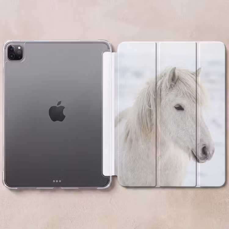 iPad-Hülle - Pferd - Kopf - Winter - Tiere - Weiß — 6