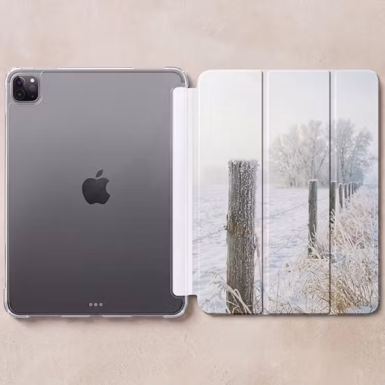 iPad-Hülle - Zaun - Schnee - Nebel - Landleben - Nostalgisch — 6