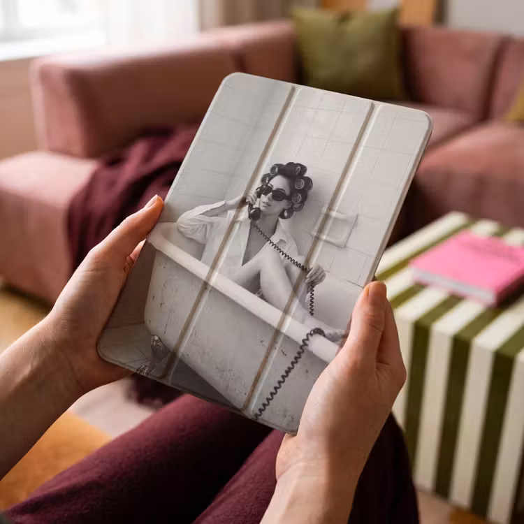 iPad-Hülle - Bad - Frau - Schwarz - Weiß — 4