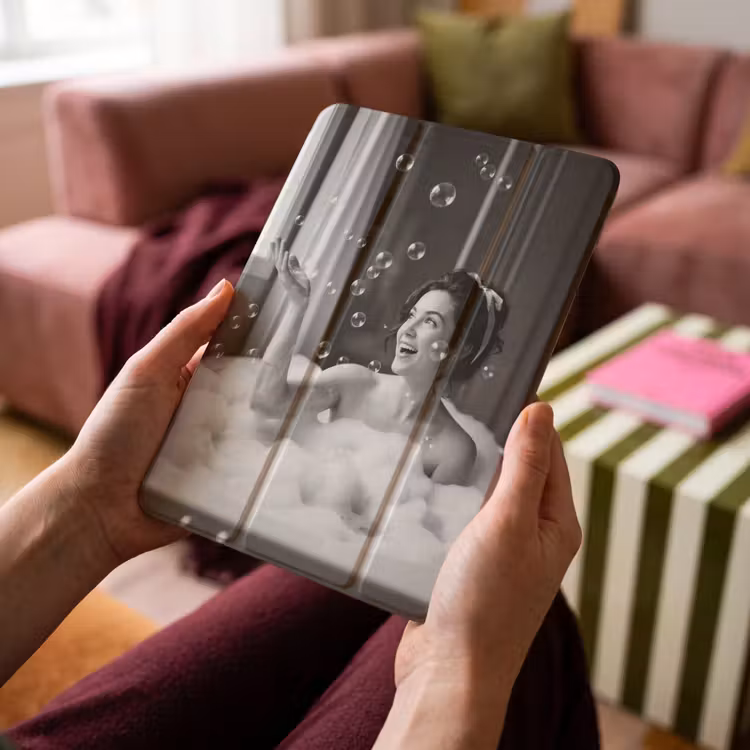 iPad-Hülle - Bad - Seifenblasen - Schwarz - Weiß — 4