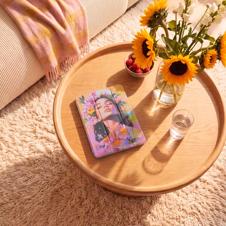 iPad-Hülle - Porträt - Blumenkrone - Frau — 2