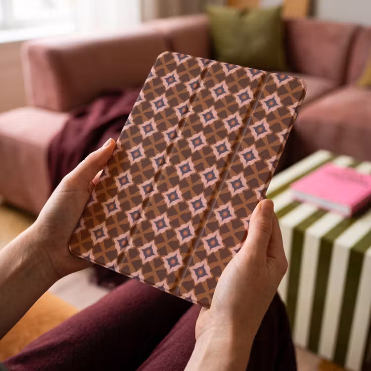 iPad-Hülle - Geometrisch - Verschnörkelt - Braun — 4