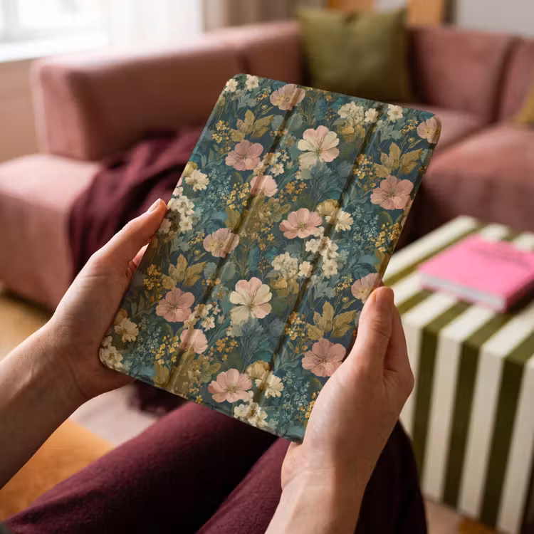 iPad-Hülle - Wilde Blumen - Botanisch - Gemustert - Rosa - Romantisch — 4