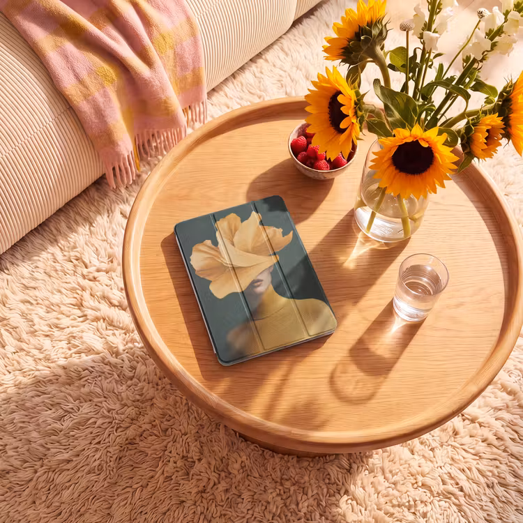 iPad-Hülle - Frau - Hut - Gelb — 2