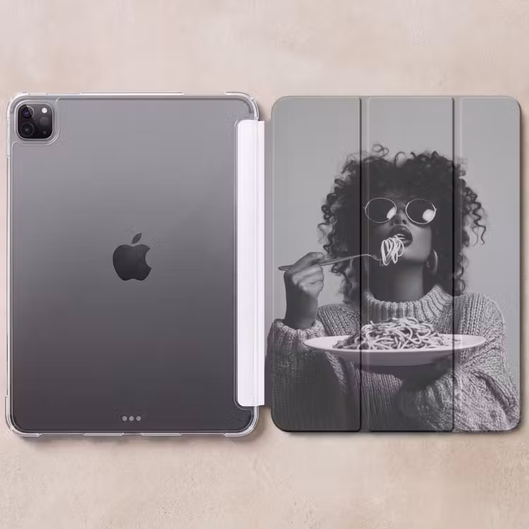iPad-Hülle - Frau - Nudeln - Schwarz - Weiß — 6