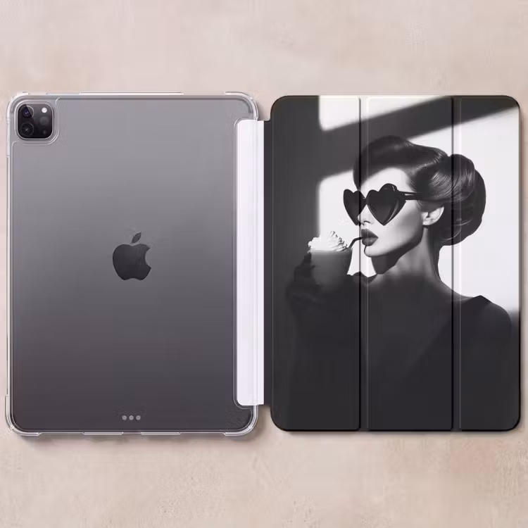 iPad-Hülle - Frau - Schwarz - Herz — 6