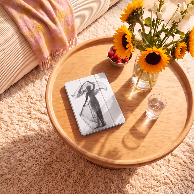 iPad-Hülle - Frau - Schleier - Porträt - Schwarz - Weiß - Künstlerisch — 2