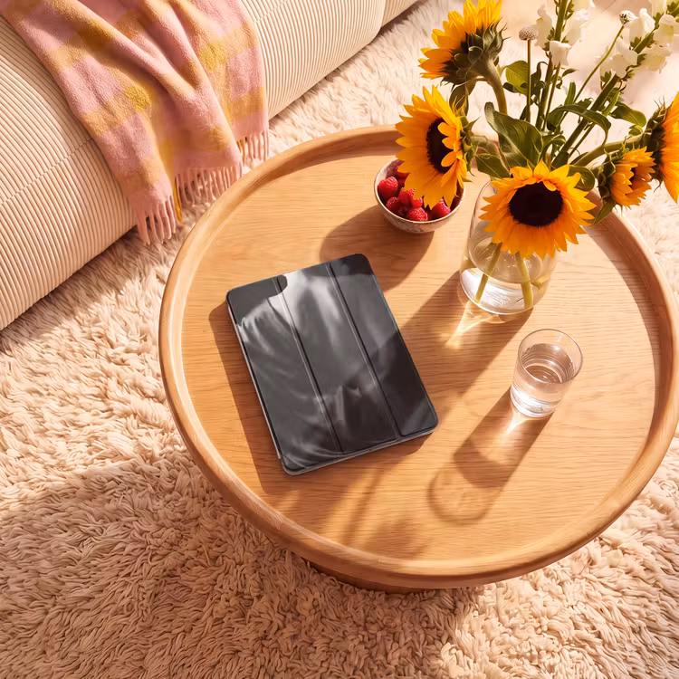 iPad-Hülle - Schultern - Seide - Rücken - Schwarz - Weiß - Elegant — 2