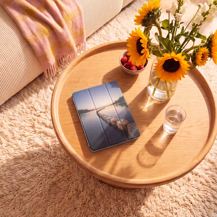 iPad-Hülle - Holz - Pfähle - Wasser — 2