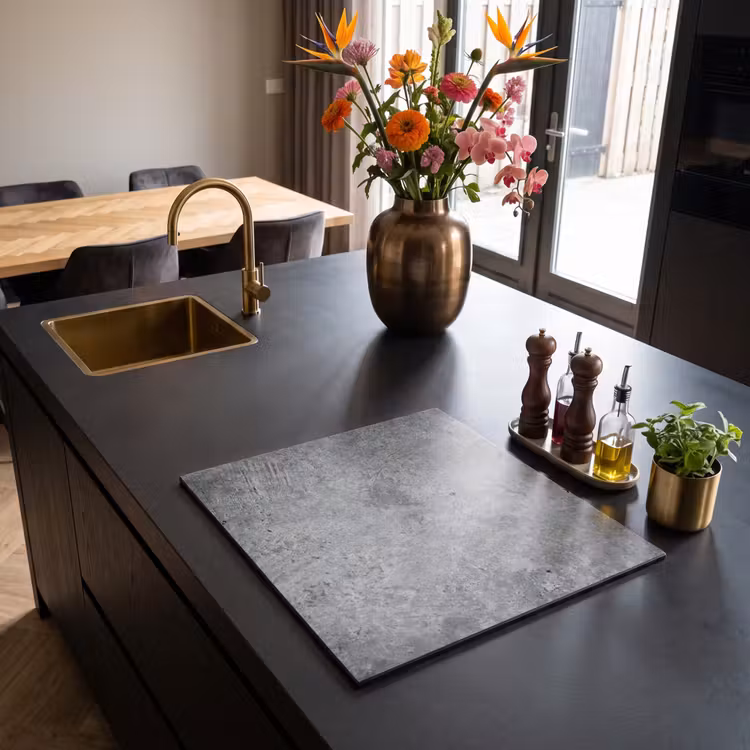 Herdabdeckplatte - Beton - Schiefer - Grau -Betonstruktur — 5