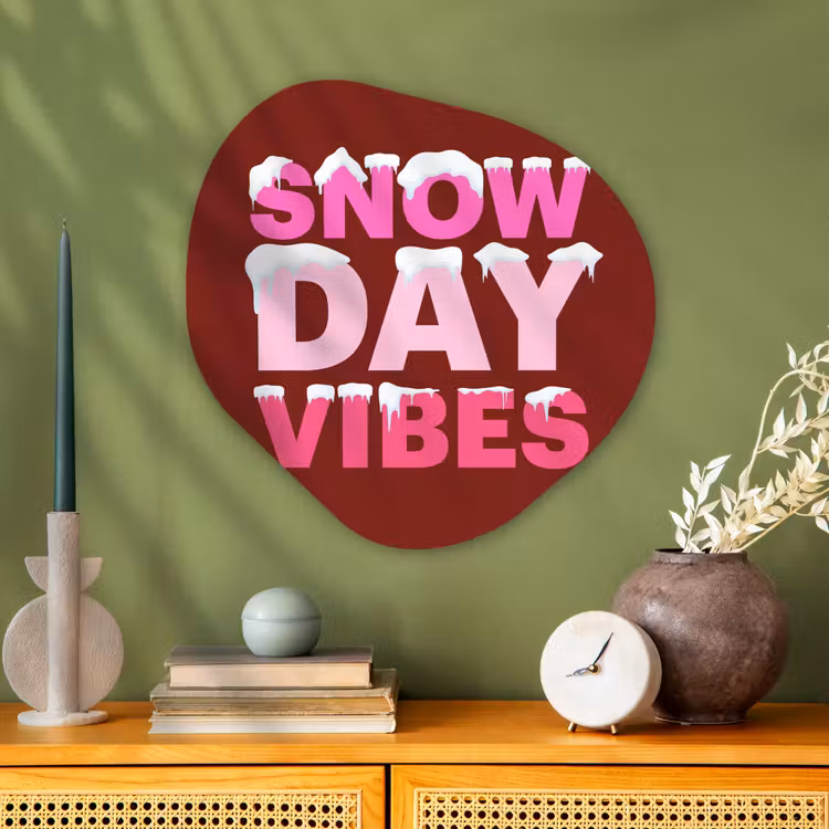 Glasbild Organische Form - Weihnachten – Text – Schnee – Rot – Rosa — 2