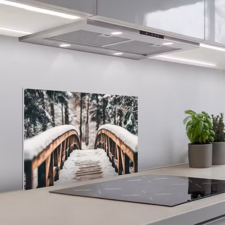 Spritzschutz Küche - Brücke - Winterlandschaft - Wald - Natur - Schnee — 1