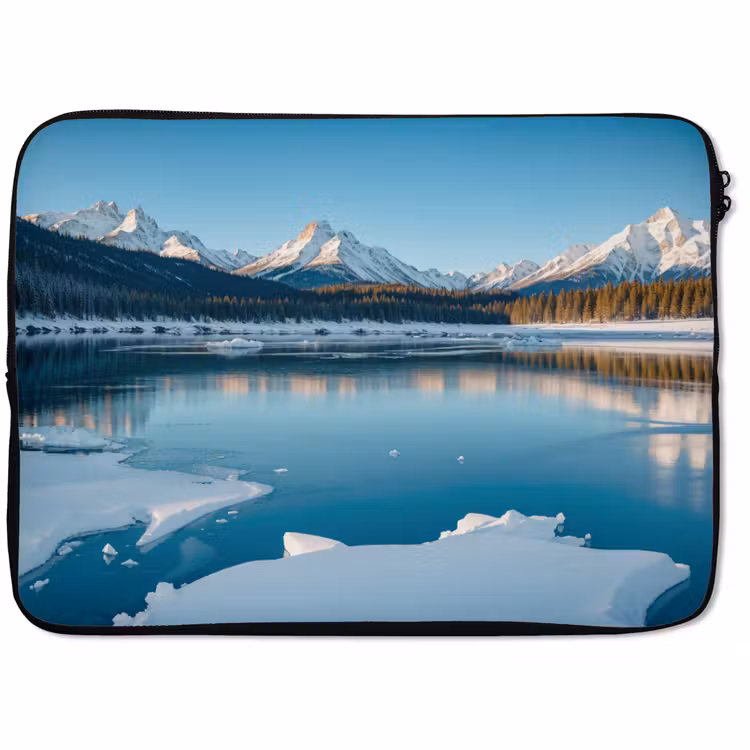 Laptop hülle - Landschaft - Winter - See - Berg - Aussicht - Eis — 1