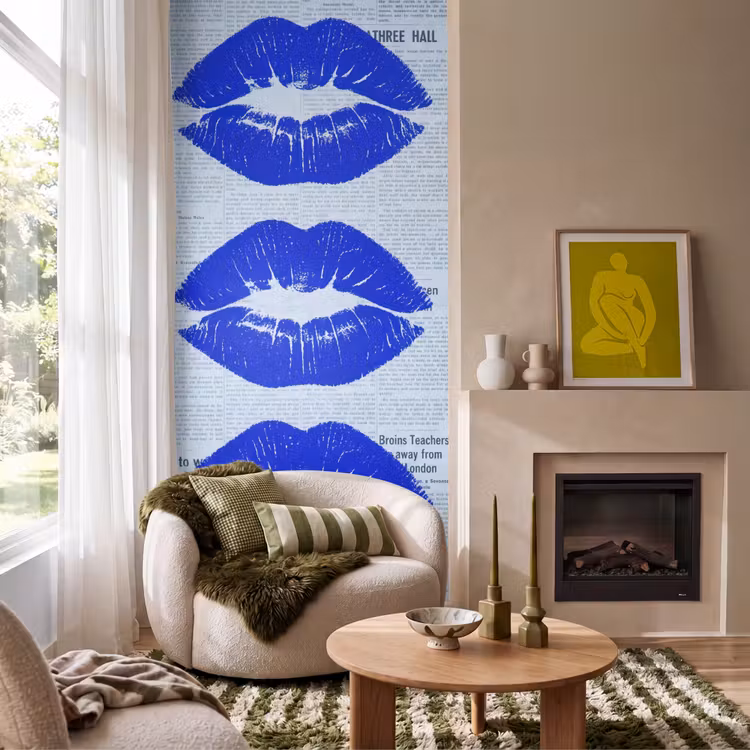 Tapete - Zeitung „Blaue Lippen“ — 1