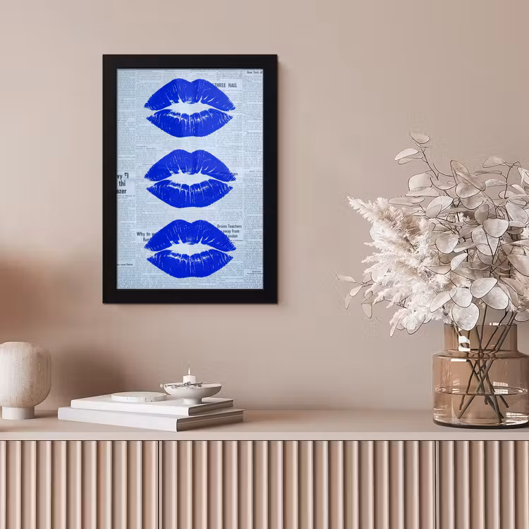 Bilder mit Rahmen - Zeitung „Blaue Lippen“ — 4
