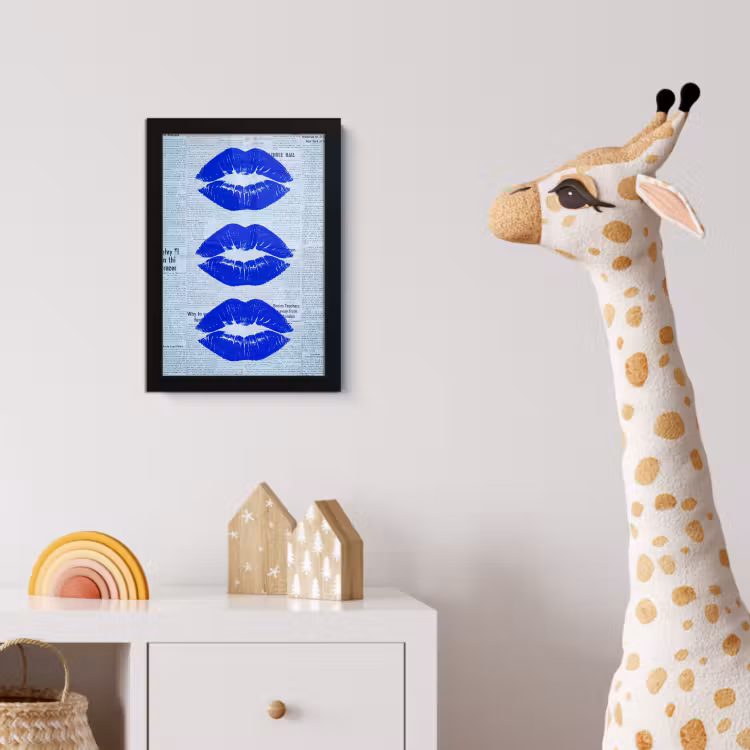 Bilder mit Rahmen - Zeitung „Blaue Lippen“ — 5