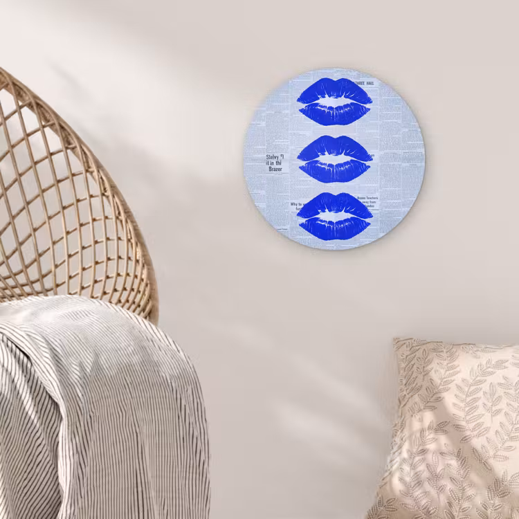 Glasbild Rund - Zeitung „Blaue Lippen“ — 5