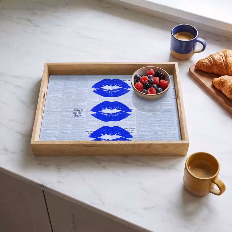 Tablett - Zeitung „Blaue Lippen“ — 4